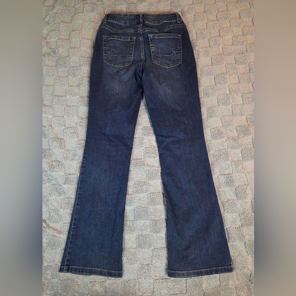 M Jeans By Maurices Women's Curvy High Rise Curvy Boot Blue Jeans Size 8 - Picture 2 of 12